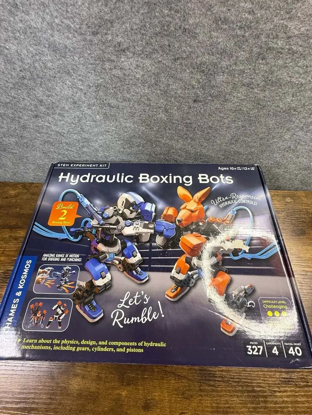 Thames & Kosmos Hydraulic Boxing Bots STEM Experiment Kit